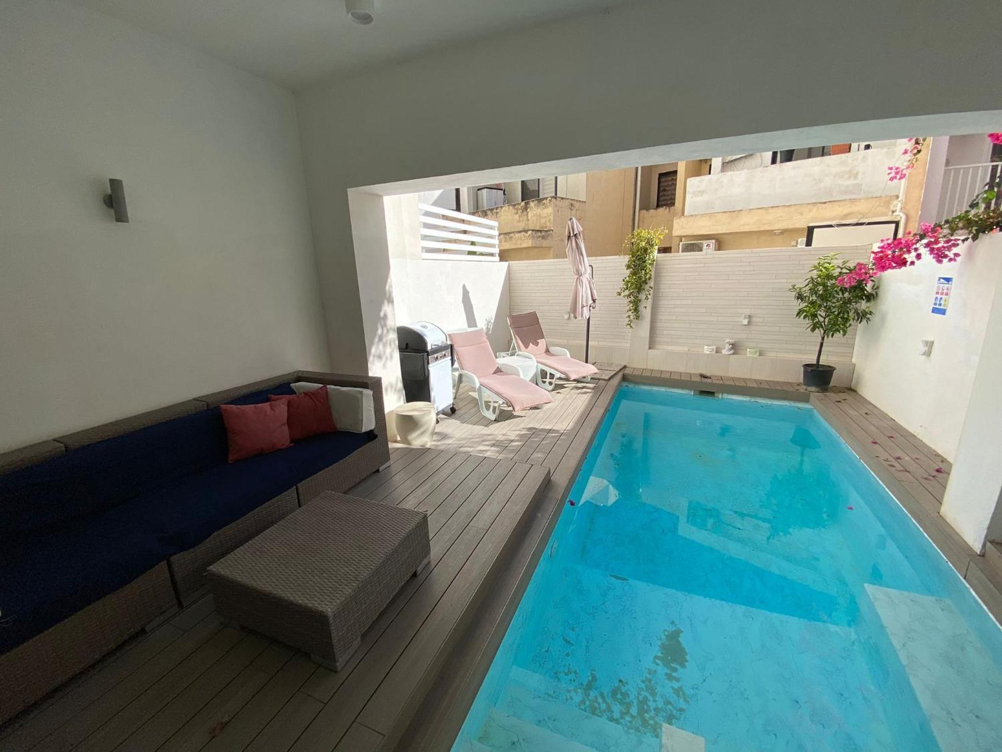 St Julians With Pool Appartamento