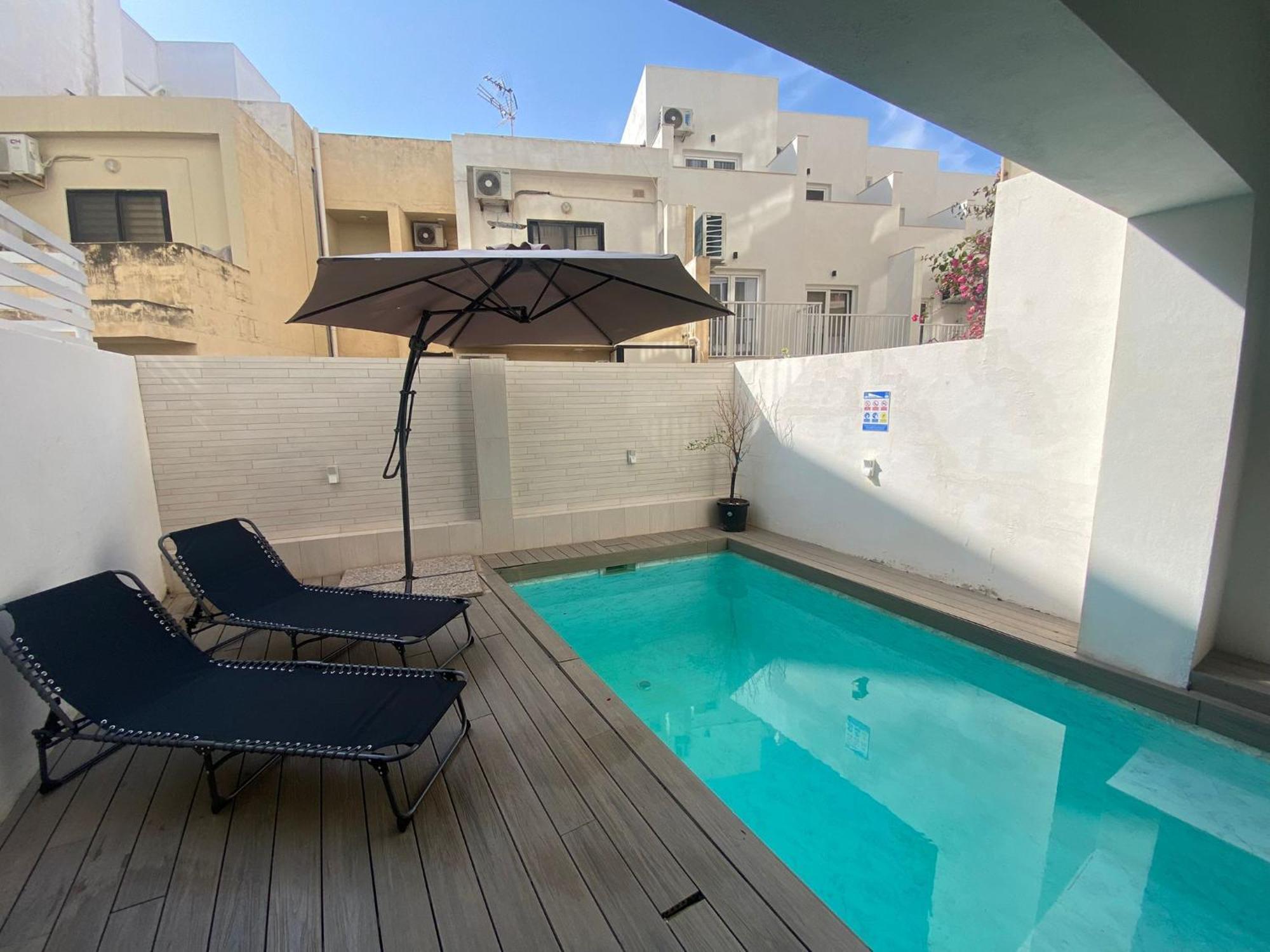 Apartman St Julians With Pool