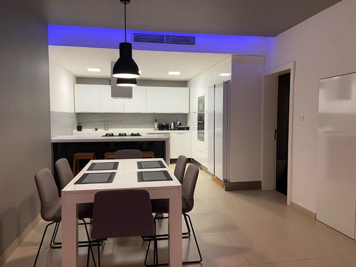 St Julians With Pool Apartment Saint Julian's
