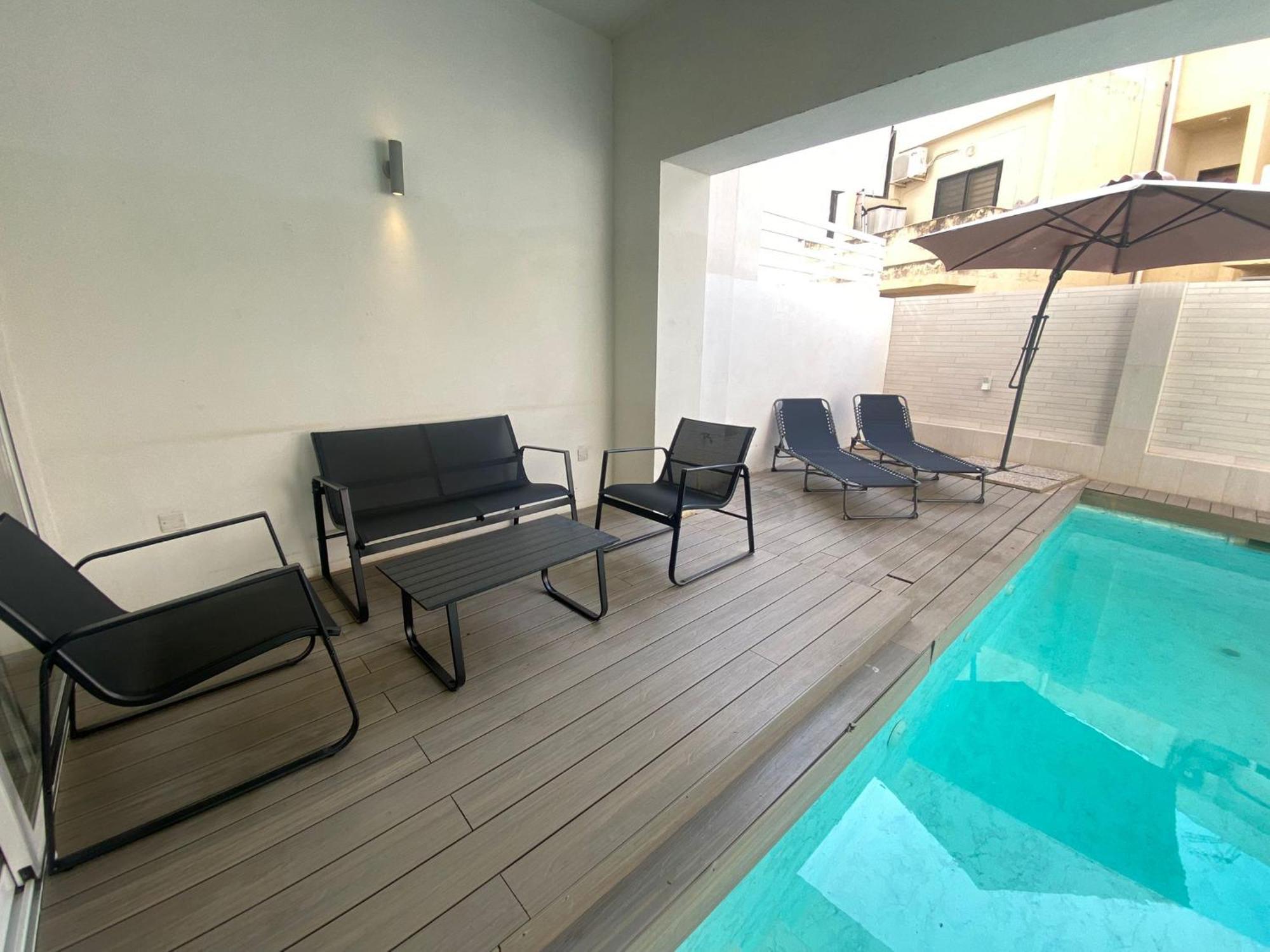 St Julians With Pool Lägenhet *